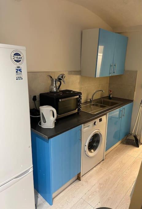 1 Bedroom Studio Central London 220 ภายนอก รูปภาพ